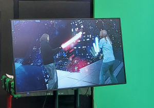 Zwiedzanie wystawy w EC1.